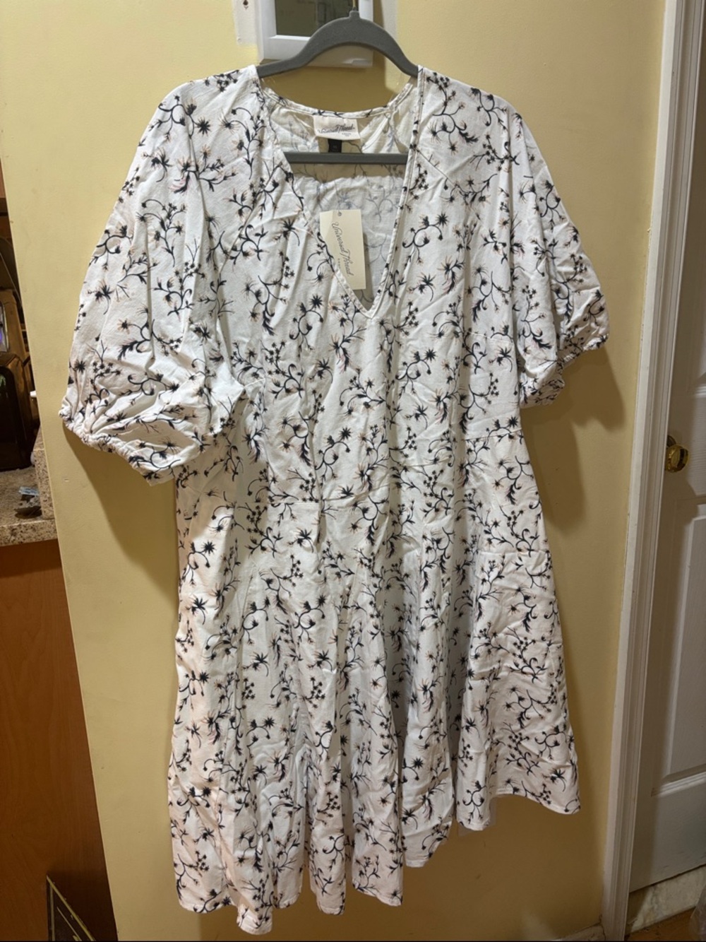 Universal Thread White Floral V-Neck Dress with Black & Pink Accents